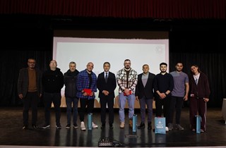 Gemlik’te Sporcu Sağlığı ve Bilinçli Antrenman Masaya Yatırıldı